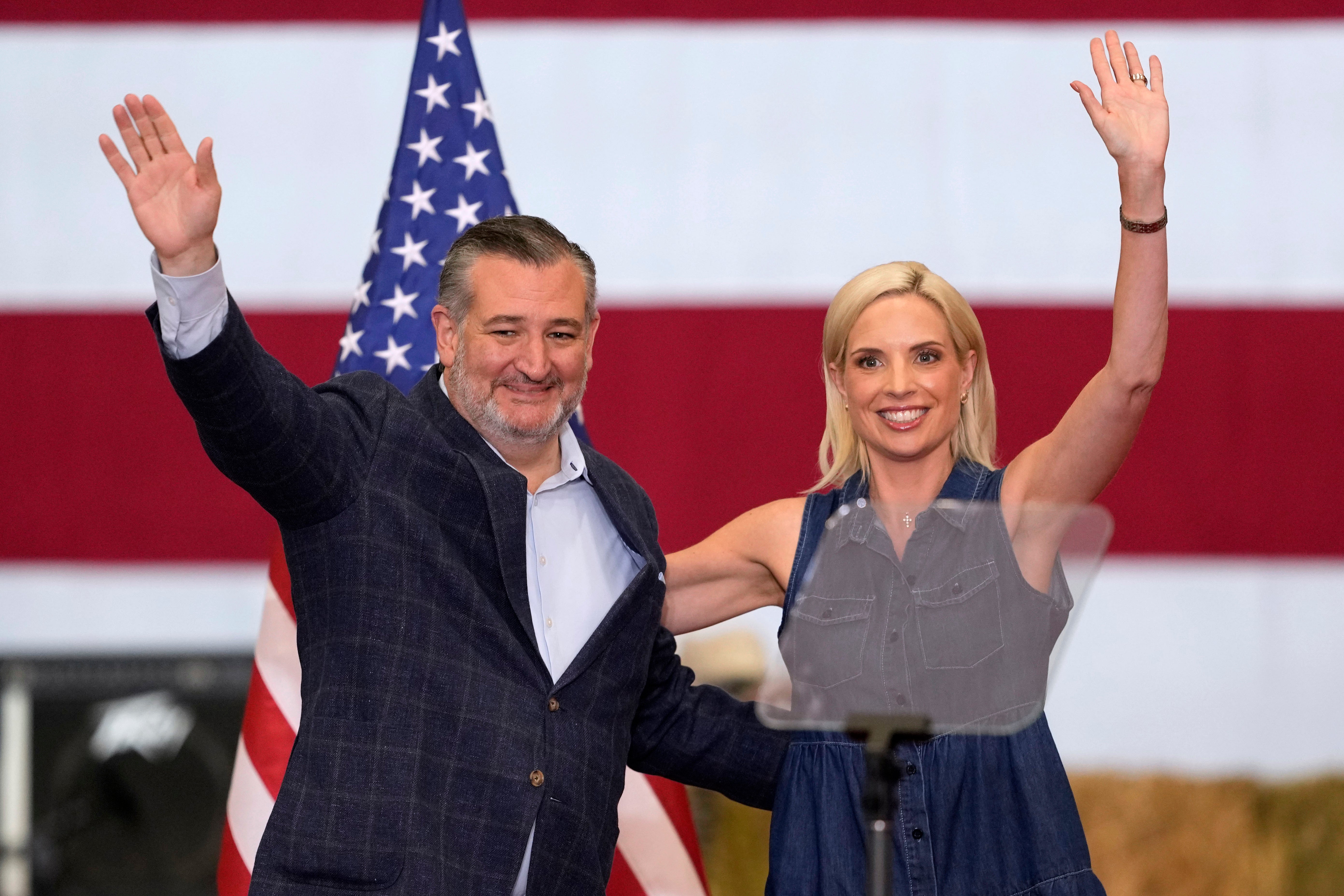 Hinson breaks with Trump on Iran War as Iowa Senate race tilts Democratic