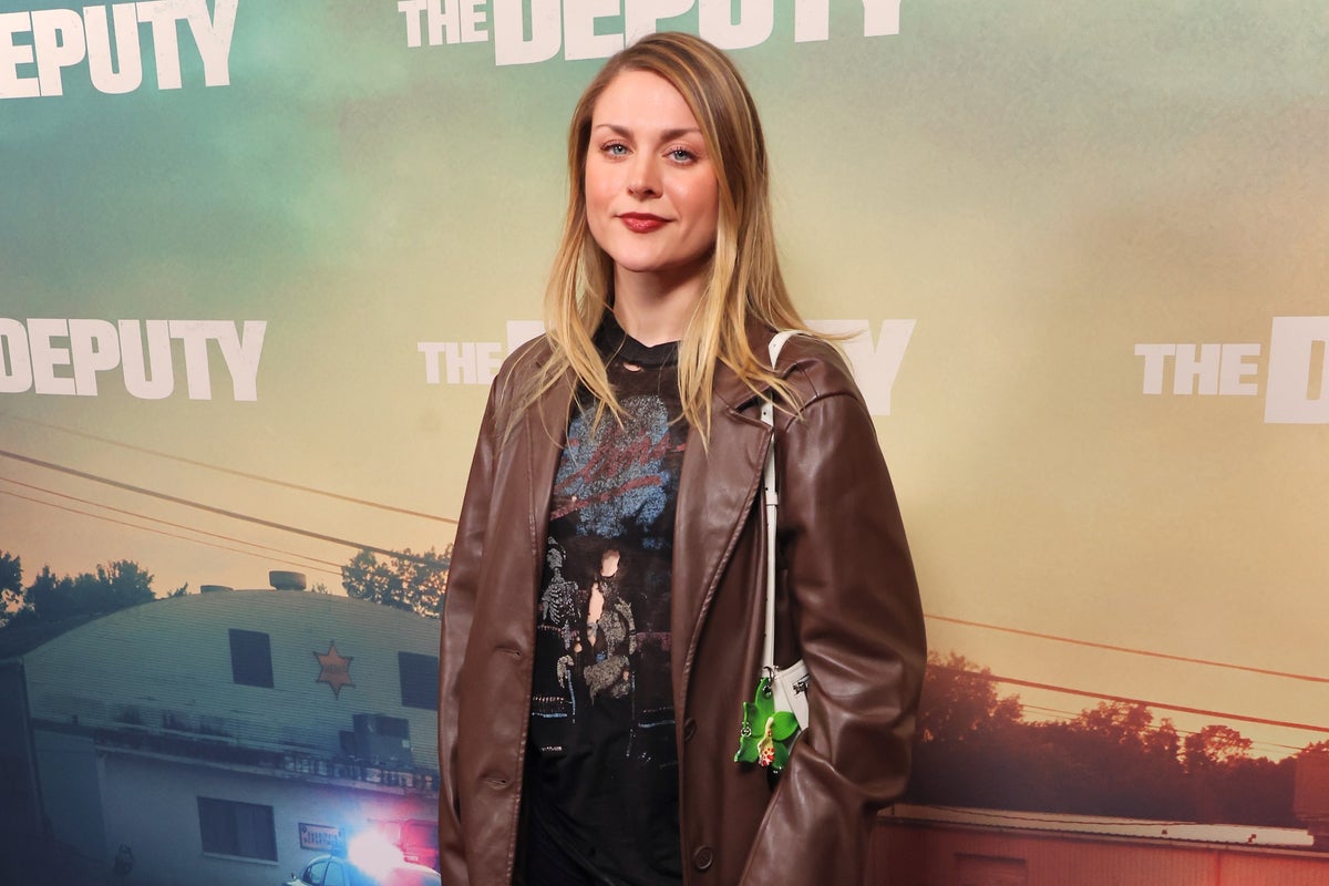 Kurt Cobain’s daughter Frances Bean makes first red carpet appearance in 8 years Kurt Cobain’s daughter Frances Bean makes first red carpet appearance in 8 years