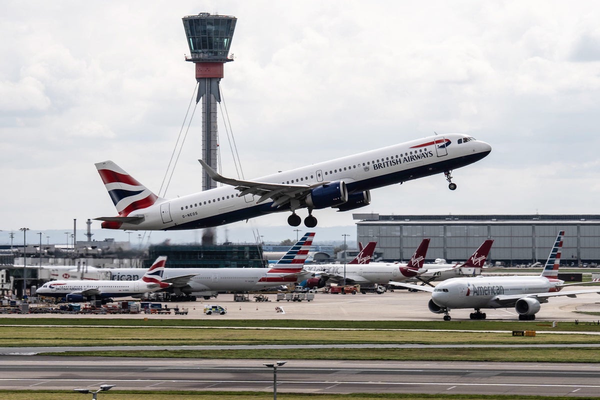 I’m a travel expert — here’s when to book your Thanksgiving and Christmas flights I’m a travel expert — here’s when to book your Thanksgiving and Christmas flights