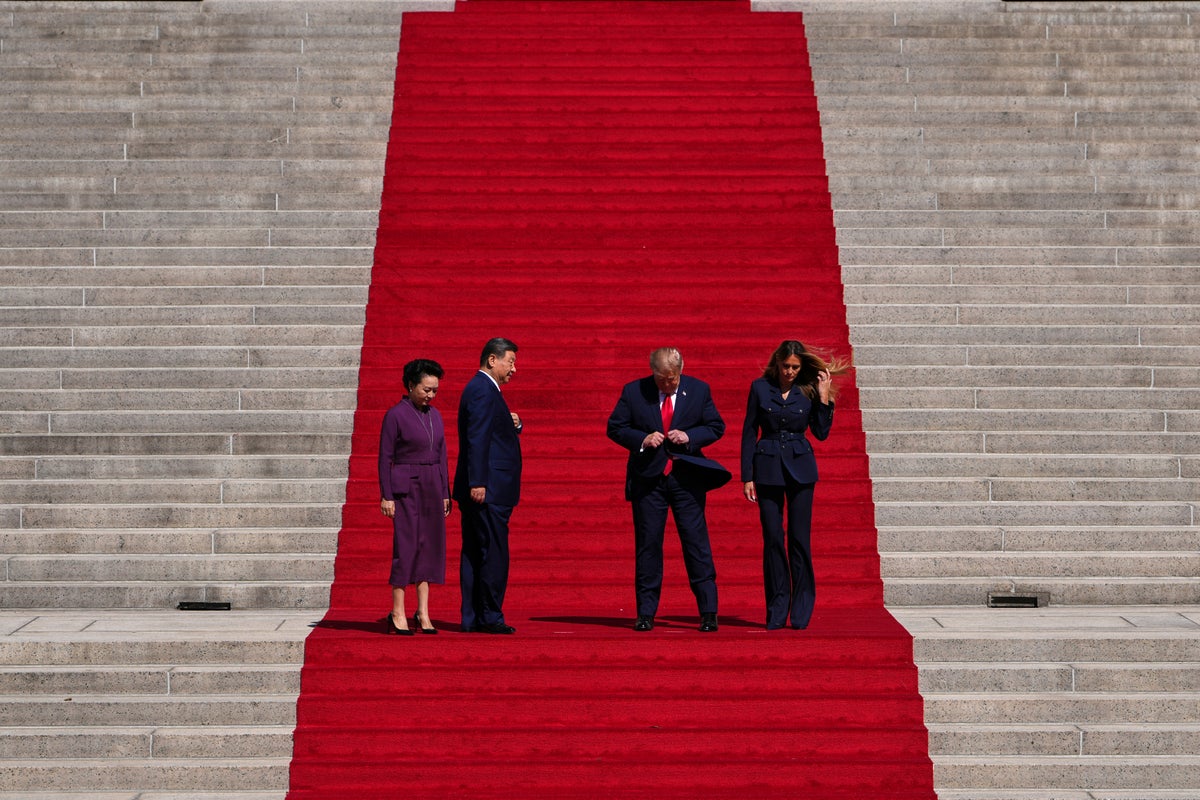 AP photographer captures Trump and Xi at National Archives