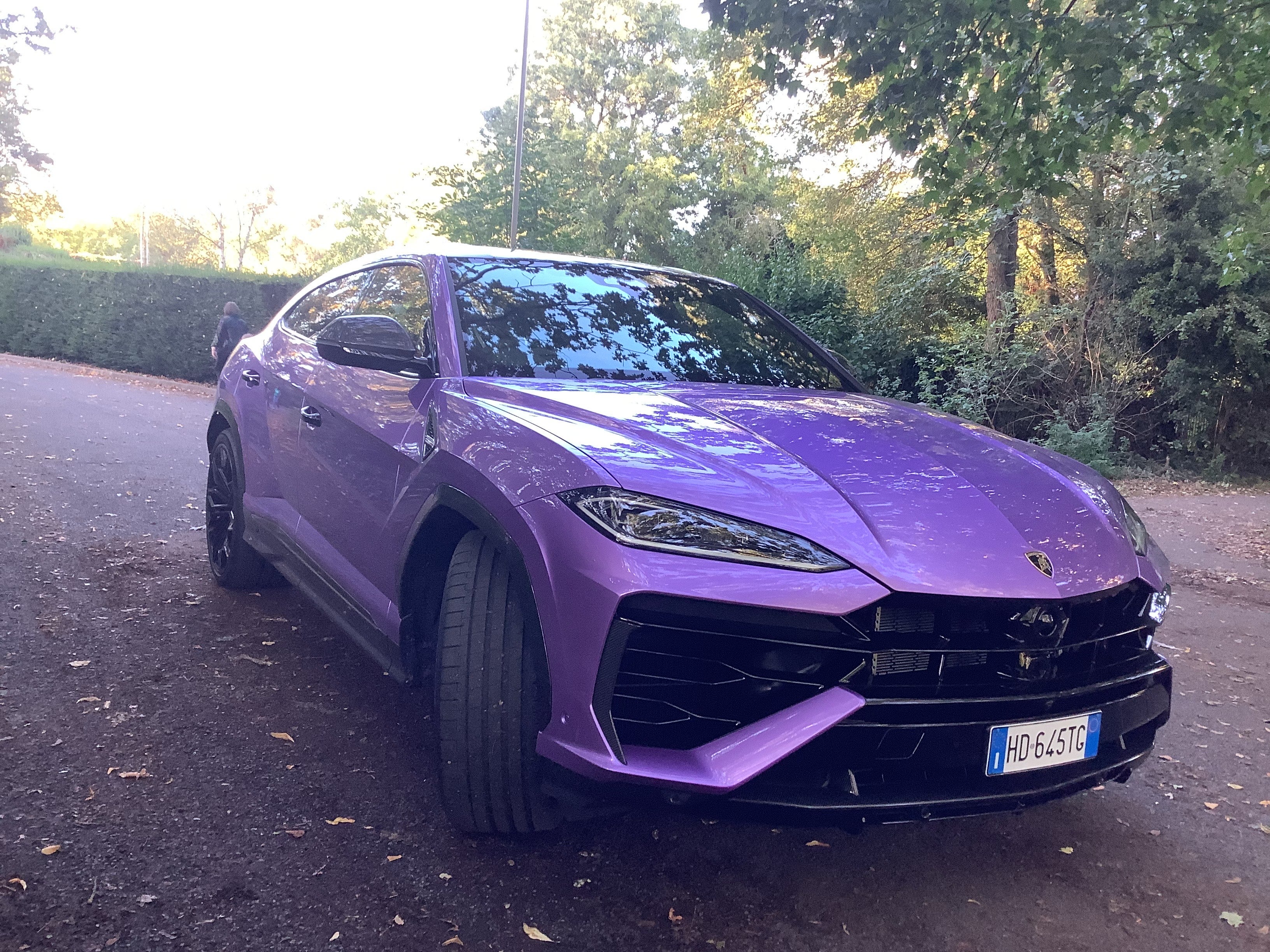 Electric dream car: Lamborghini Urus SE hybrid