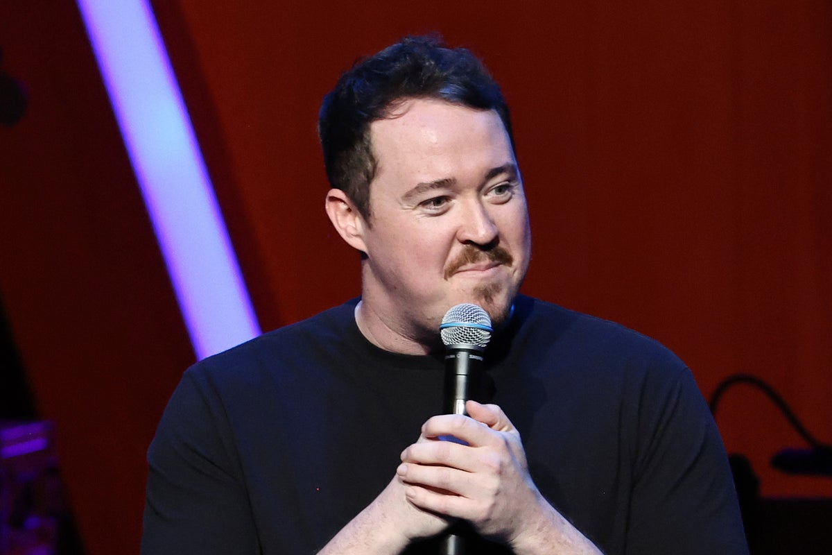 „SNL“-Stars und ehemalige Darsteller äußern sich zu Shane Gillis’ ...