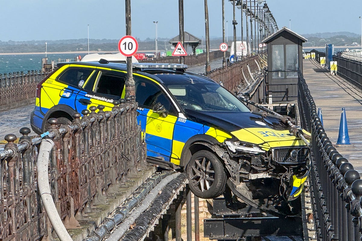 (Isle of Wight County Press/Solent News)