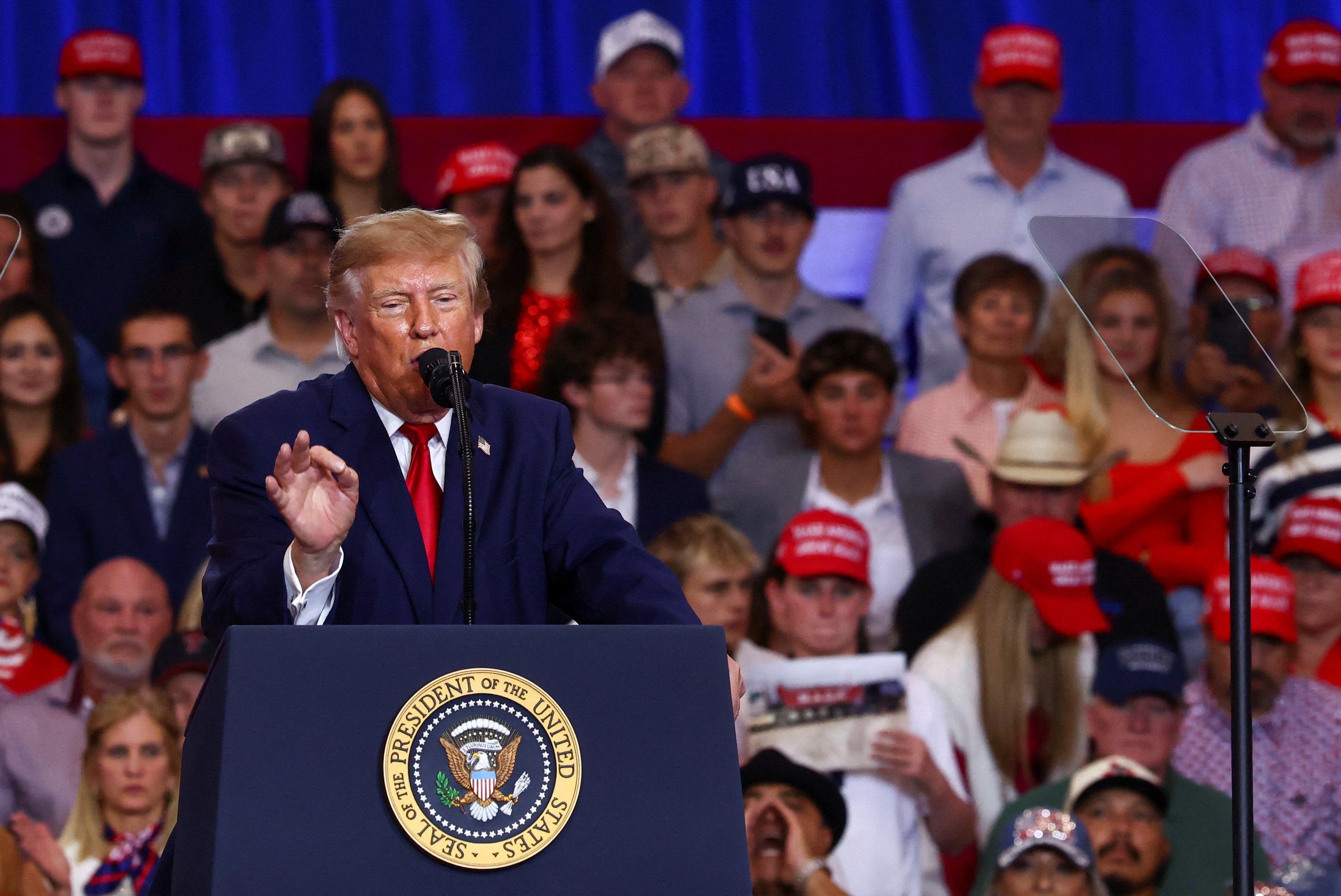 ‘This can't be real life': Social media in disbelief after Trump raves about how much he loves meat at rally