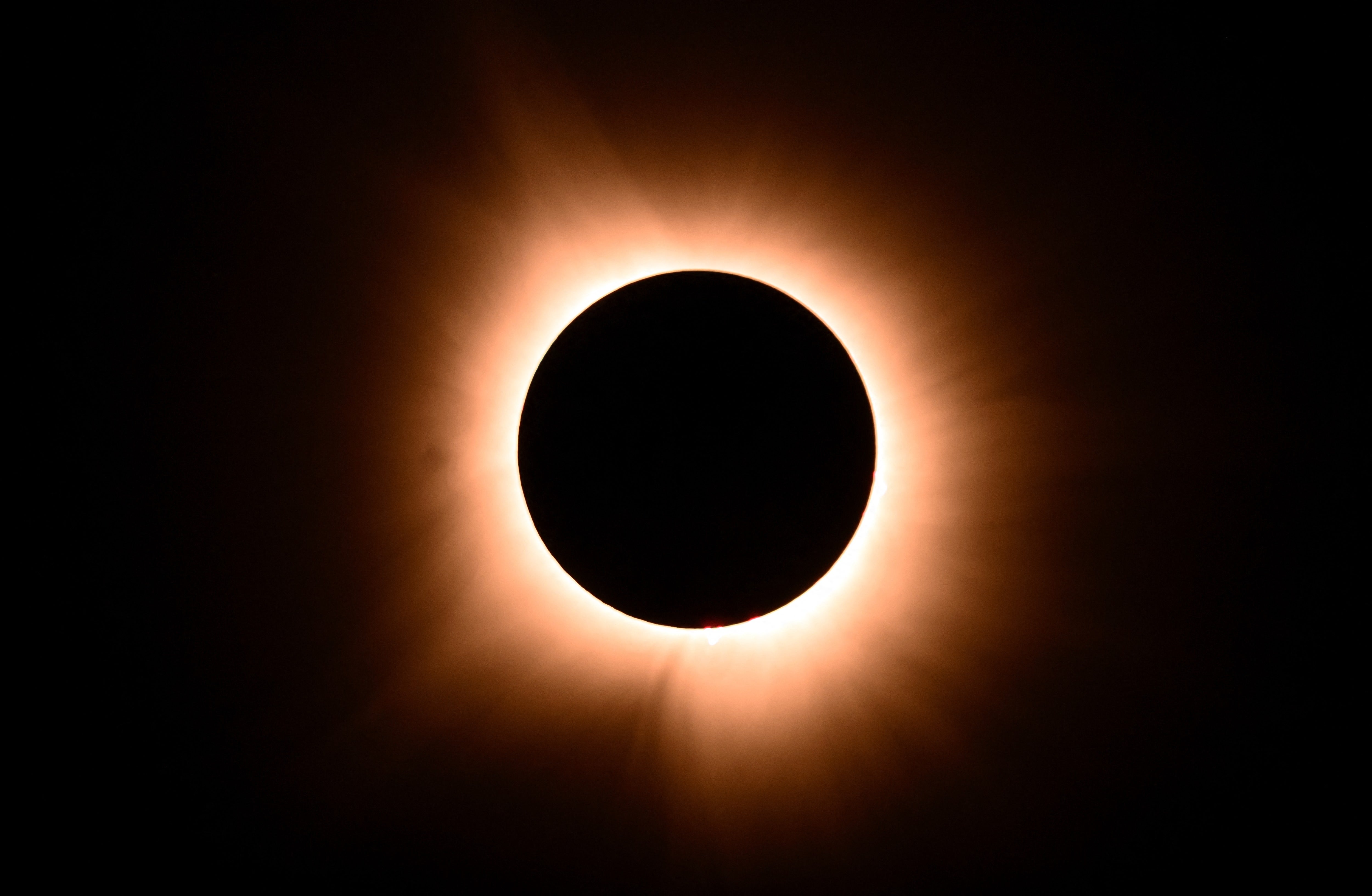 Ancient Chinese solar eclipse records reveal something extraordinary ...