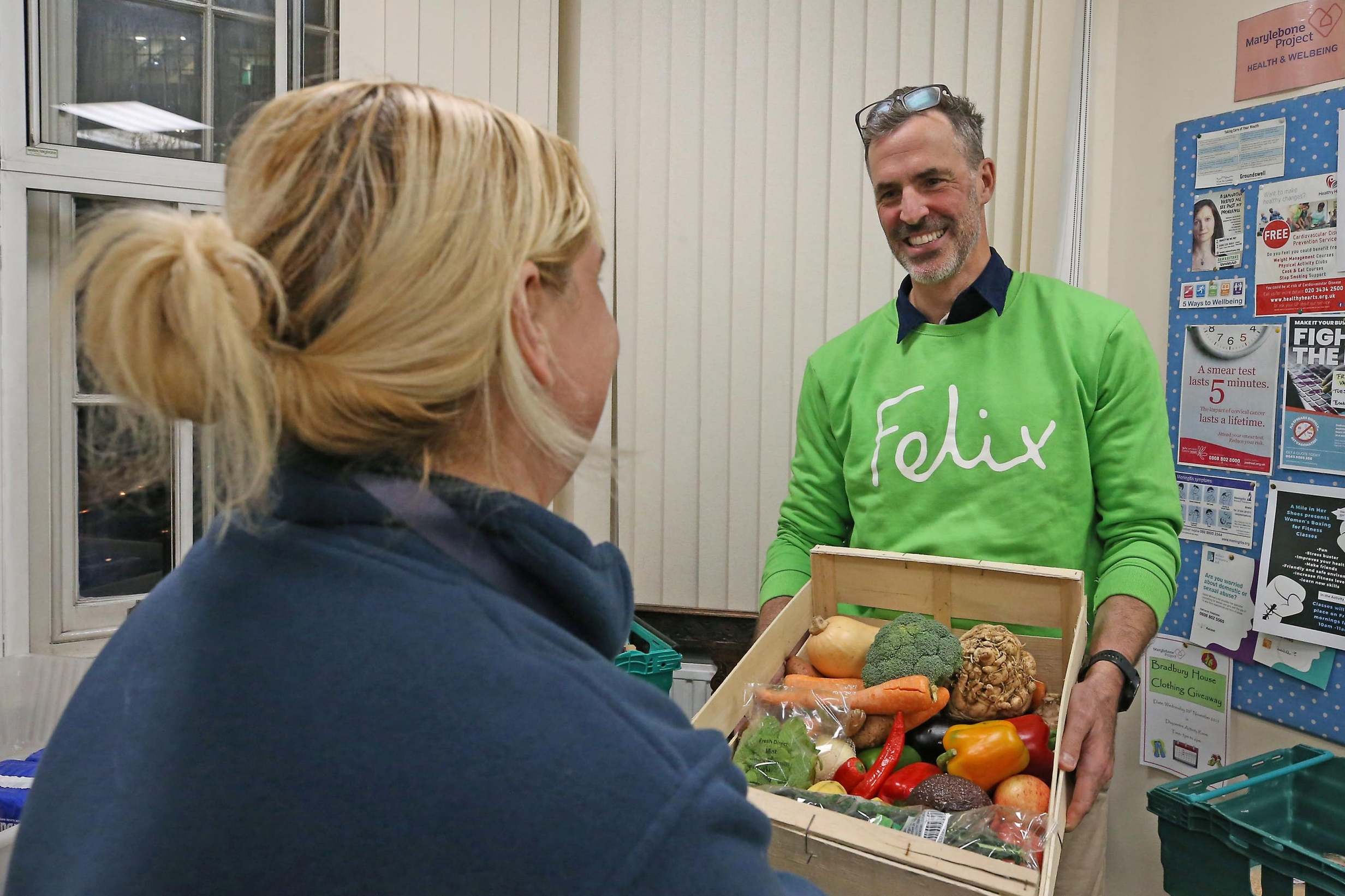 Felix volunteer Hardwin Abbot-Davis greets Eva Karacsonyi, of the Marylebone Project (Nigel Howard ©)