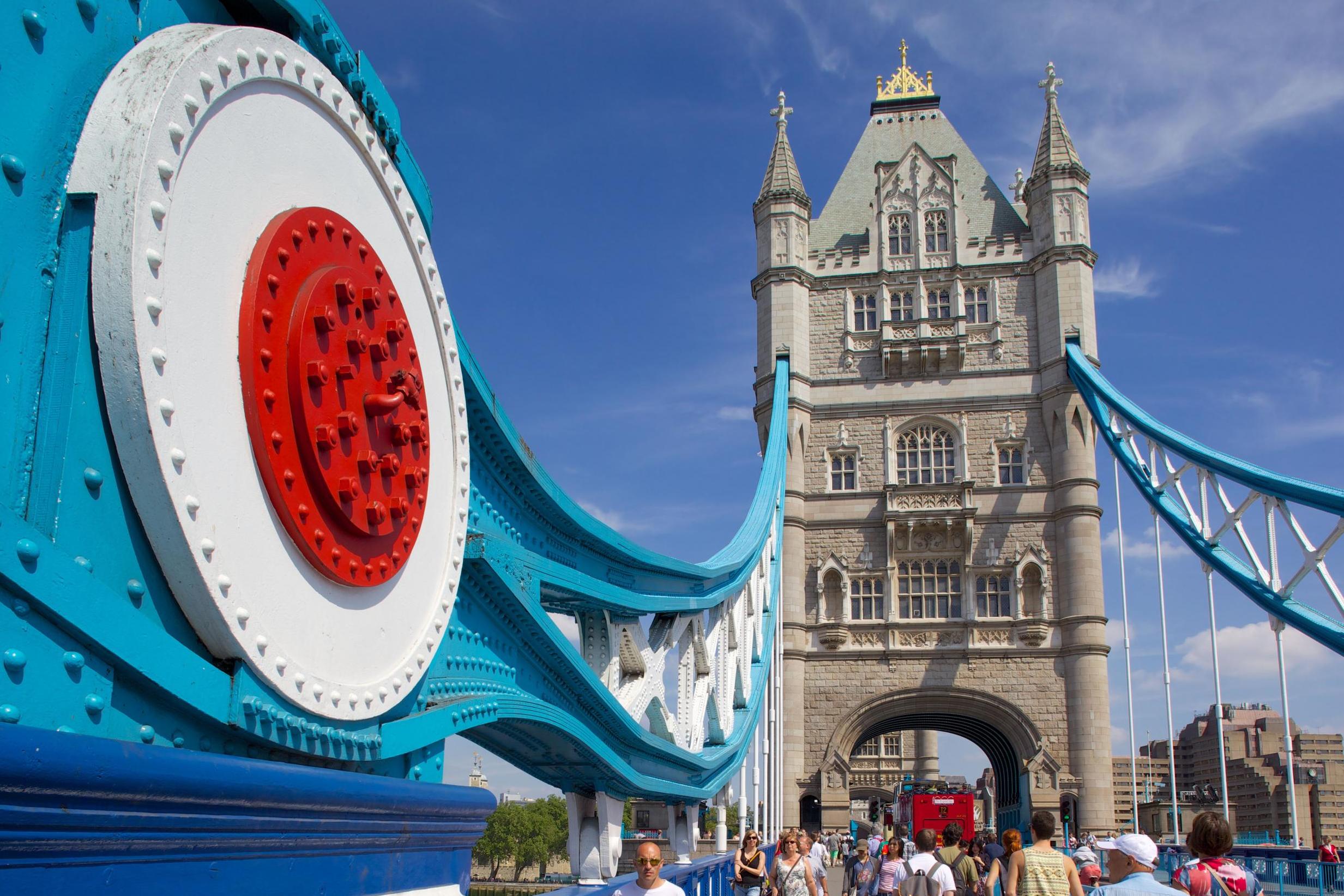 Runners will cross the iconic Tower Bridge (Getty)