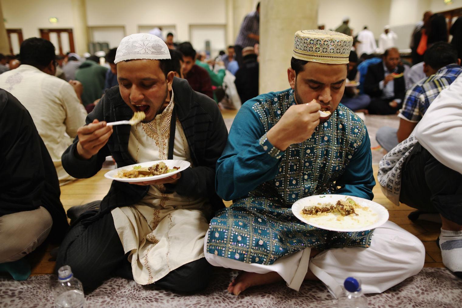 ‘Nothing beats my dad’s signature Sri Lankan Ramadan soup and the smell of my mum’s freshly-made sweets to end the day, right before prayers’