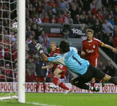 Craig Bellamy levels for Liverpool on his Anfield debut