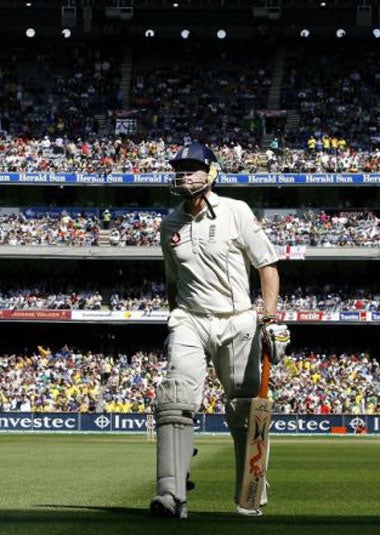 Flintoff trudges off the pitch after being trapped lbw during the fourth Test match in Melbourne