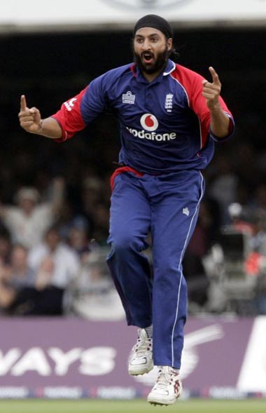 Monty Panesar celebrates after claiming the wicket of India's Zaheer Khan at Lords