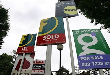 Boom or bust? How to beat the market either way