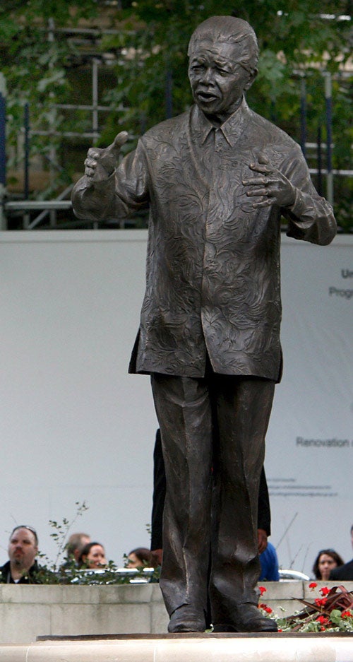 Nelson Mandela, Parliament Square