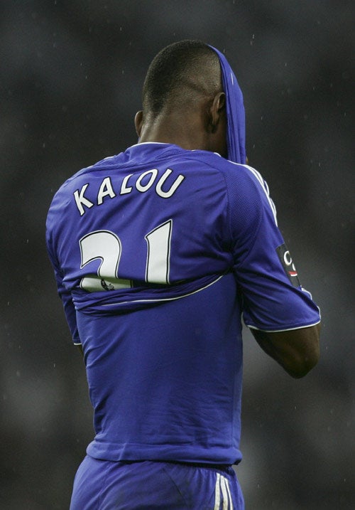 Chelsea striker Soloman Kalou shows the pain of defeat at the Carling Cup final