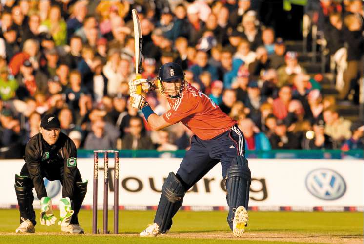 Pietersen hits out in the Twenty20 win over New Zealand at Old Trafford