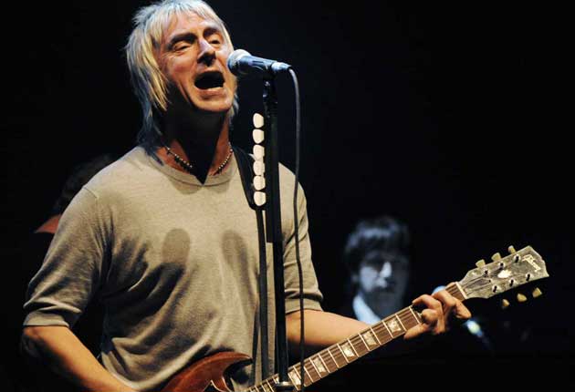 Chart veteran Paul Weller is to receive a top honorary prize at this year's NME Awards, the annual Godlike Genius title, it was announced today.