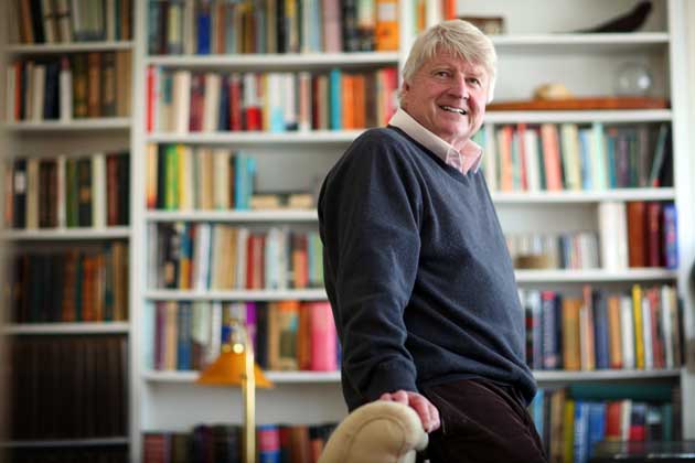 Stanley Johnson was photographed in a shop without a face mask