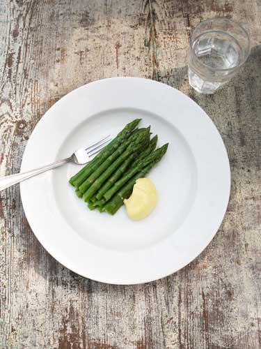 The sharp and unctuous consistency of the mayonnaise works beautifully with the sweet flavour of spring asparagus