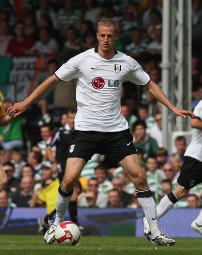 Fulham have had no inquiries over Hangeland