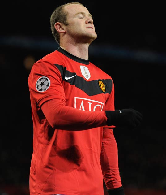 There is a huge burden on Rooney to fire United