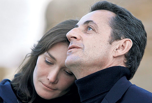 The mainstream French media has largely ignored the Sarkozy-Bruni affair reports