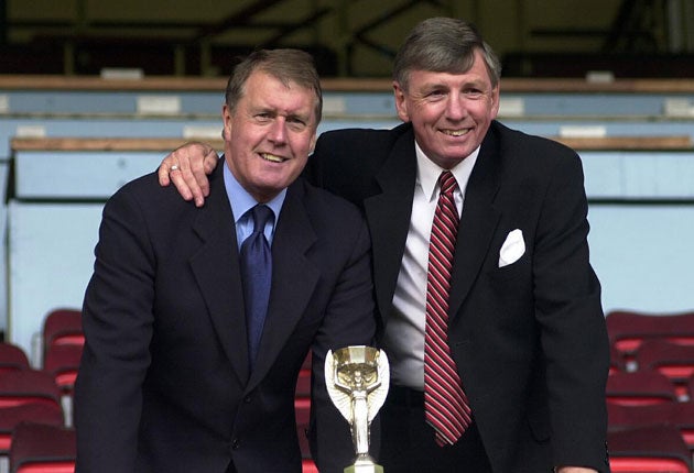 Golden oldies: with fellow ‘66 goalscorer Geoff Hurst (PA)