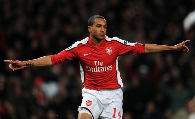 Walcott turned the tide for Arsenal