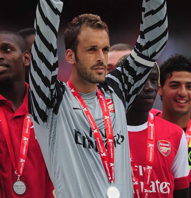 Almunia has fallen behind Fabianski at Arsenal