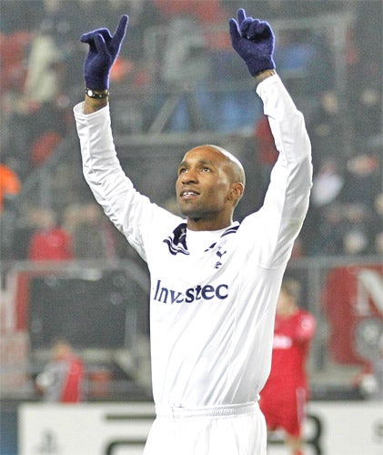 Defoe hopes to reach 100 against Milan