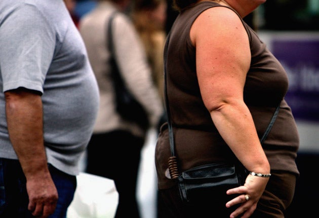 Fizzy drinks should be taxed and fast food outlets near schools limited to help tackle spiralling levels of obesity, an influential medical group has demanded