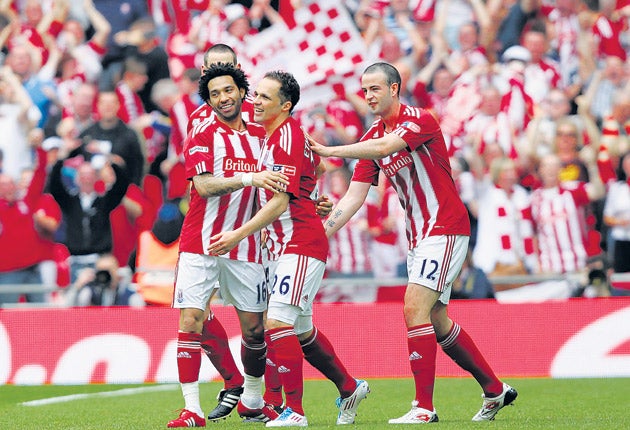 Etherington (centre) scored in the semi-final victory over Bolton Wanderers