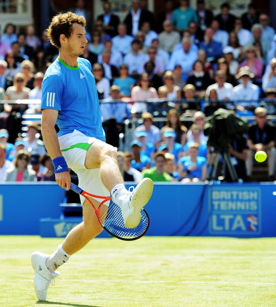 Murray realises he must control himself