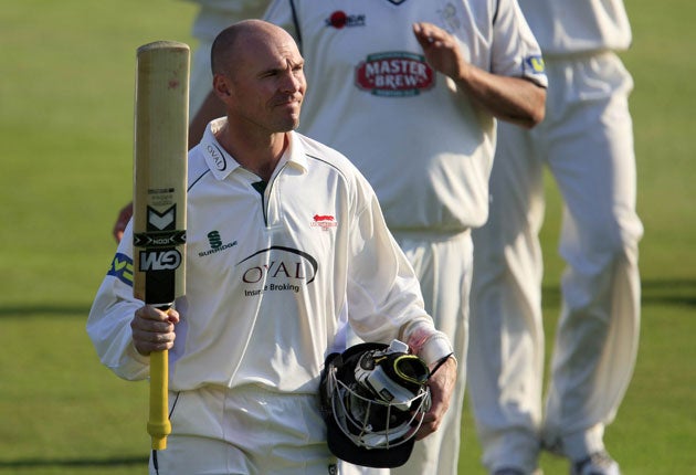 Paul Nixon, one of our legends, makes his last appearance at Grace Road today