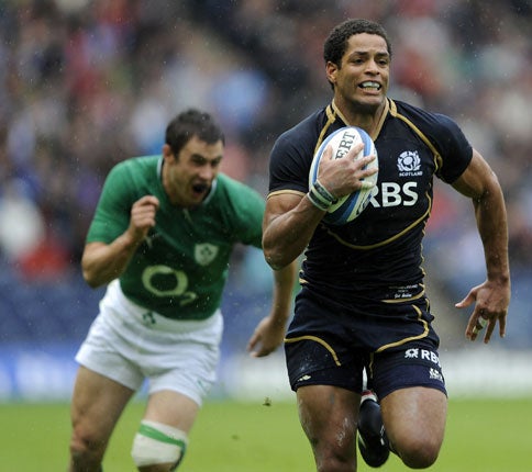 Joe Ansbro races away to score the only try at Murrayfield on Saturday
