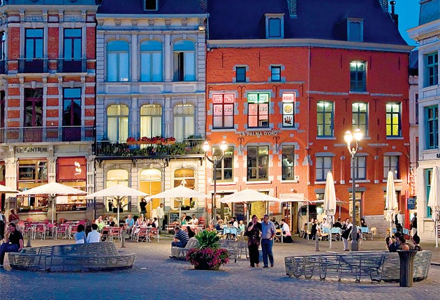 Old masterpiece: the Grand-Place in Mons