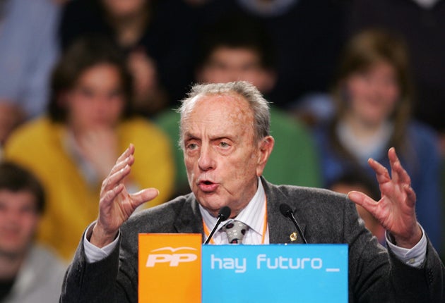 Manuel Fraga, a minister under late dictator General Francisco Franco, was a consumate political survivor