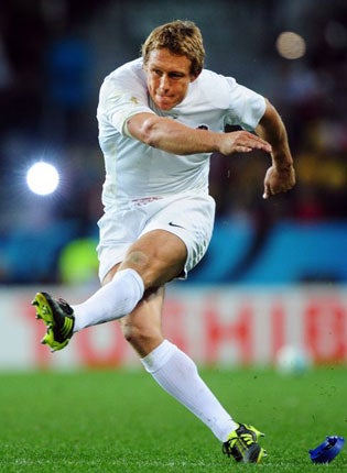 Wilkinson sought to change the ball that had been used to touch down