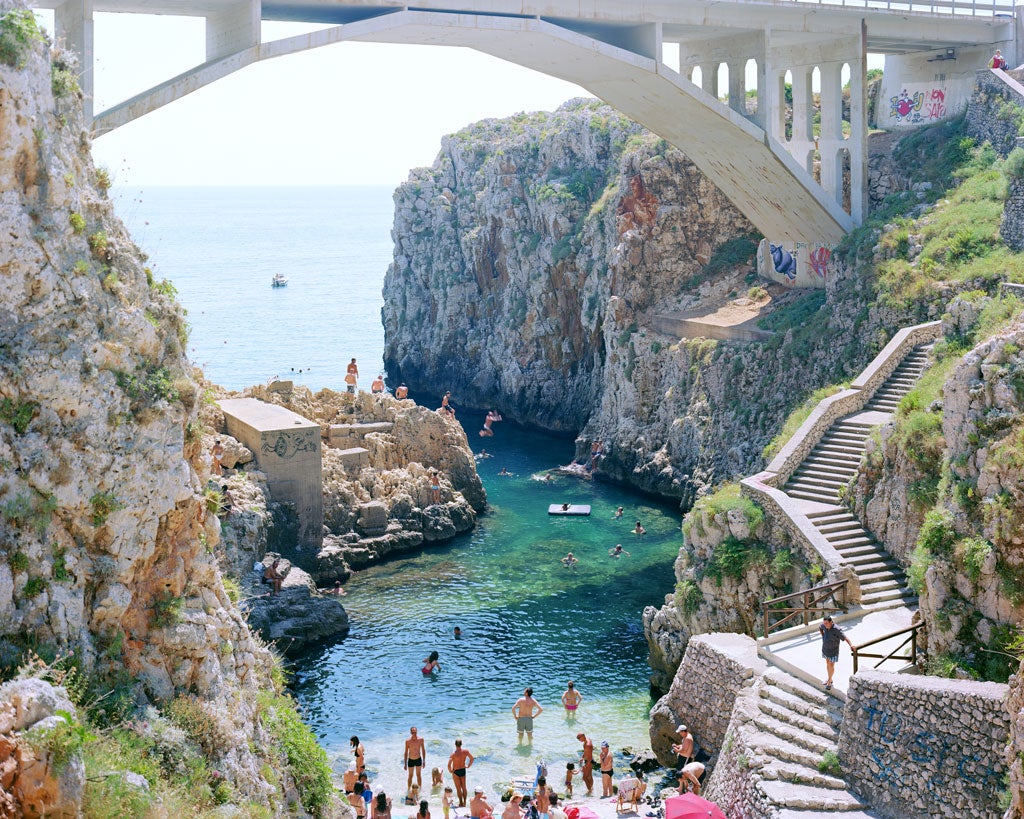 Once more unto the beach: Massimo Vitali's 'Il Ciolo, Puglia'