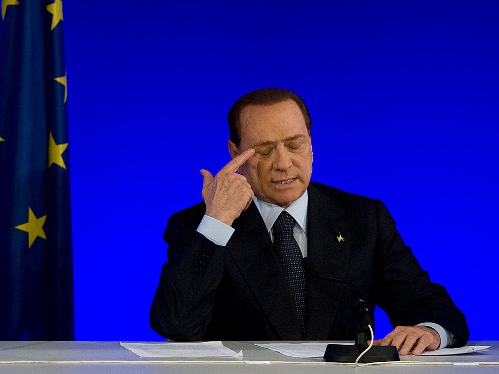 Silvio Berlusconi has failed in an emergency bid to obtain a High Court order