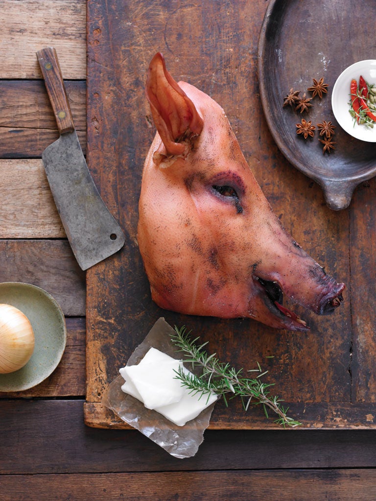 Roast pig's head
