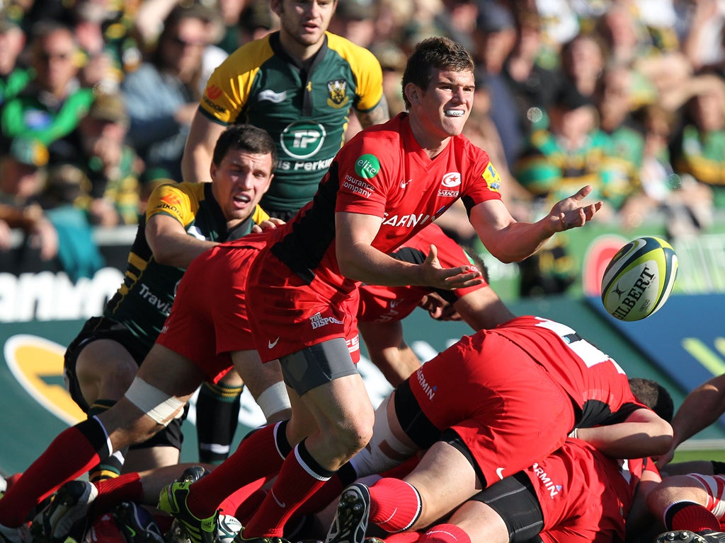 Ben Spencer forged ahead of the former Springbok No 9 and club captain Neil de Kock to start for Saracens against Biarritz yesterday