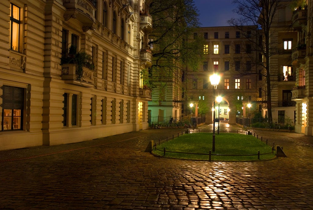 Empty spaces, drifting lives: Night scene in Kreuzberg, Berlin