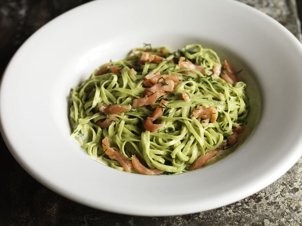 Tagliolini with smoked salmon and fennel