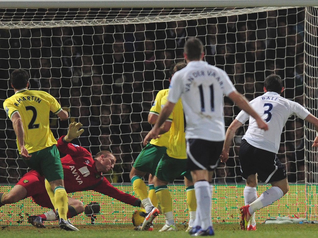 Gareth Bale scores the opening goal