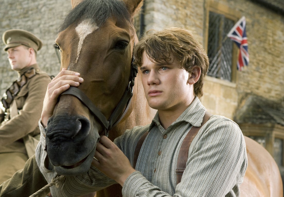 Albert (Jeremy Irvine) takes the King's shilling in order to remain with his beloved horse