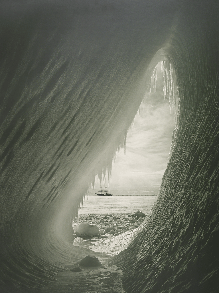 Herbert Ponting's 1911 photo of an Antarctic grotto