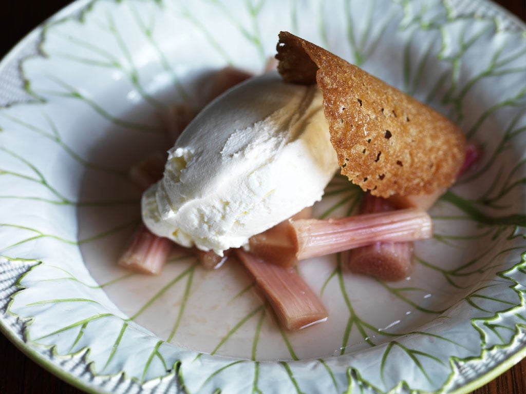 Gingered rhubarb compote