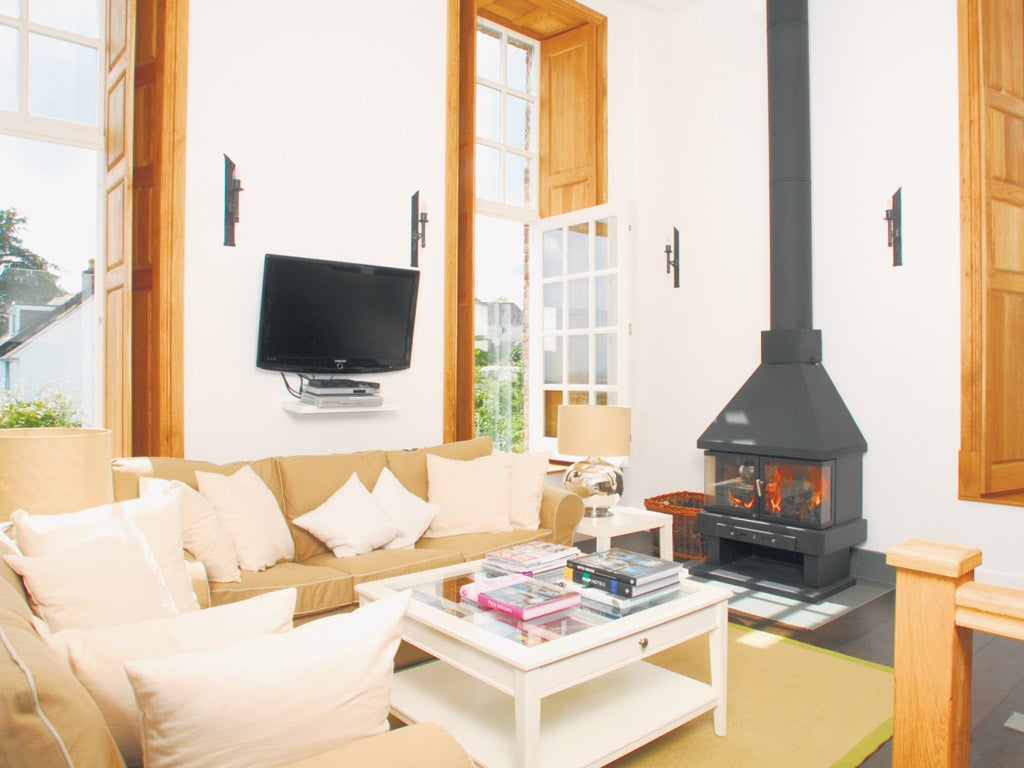 The Old Chapel now offers home comforts such as a
wood-burning stove and high spec kitchen