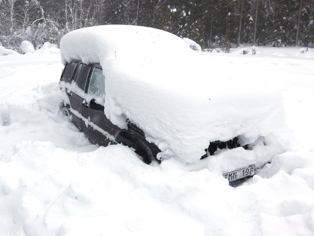 Snow drifts can cause mayhem but often bigger
dangers lie in being caught in
traffic jams and being unable to get home