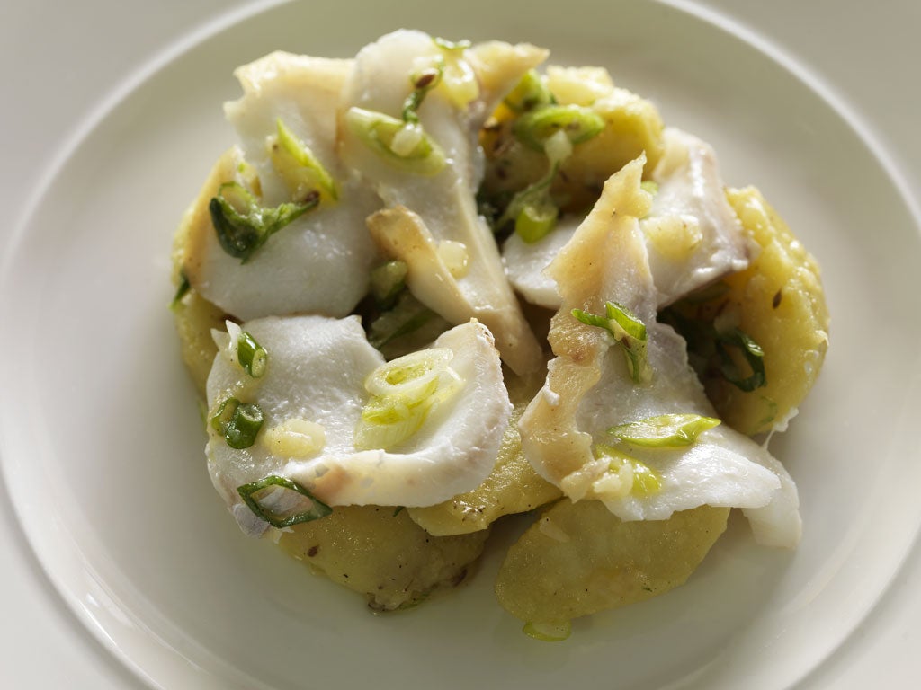 Hot potato, smoked haddock and spring onion salad